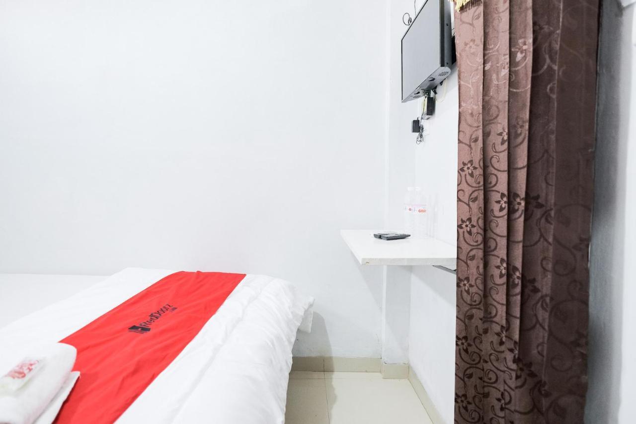Reddoorz Near Jalan Perintis Kemerdekaan Lampung Μπαντάρ Λαμπούνγκ Εξωτερικό φωτογραφία